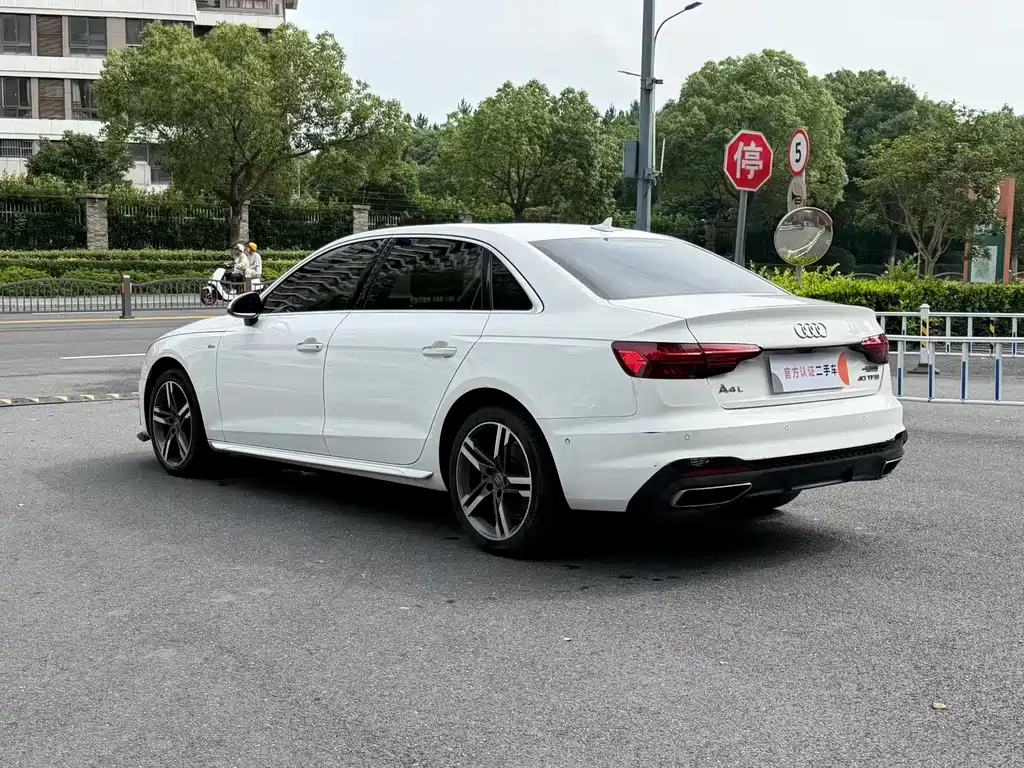 Audi A4L — миниатюра 4