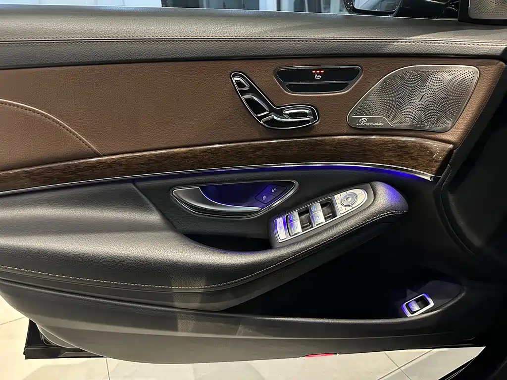 Mercedes-Benz S-Class — миниатюра 17