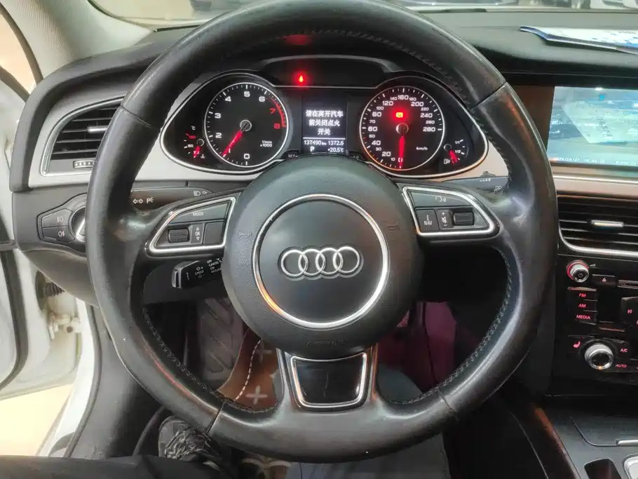 Audi A4L — миниатюра 15