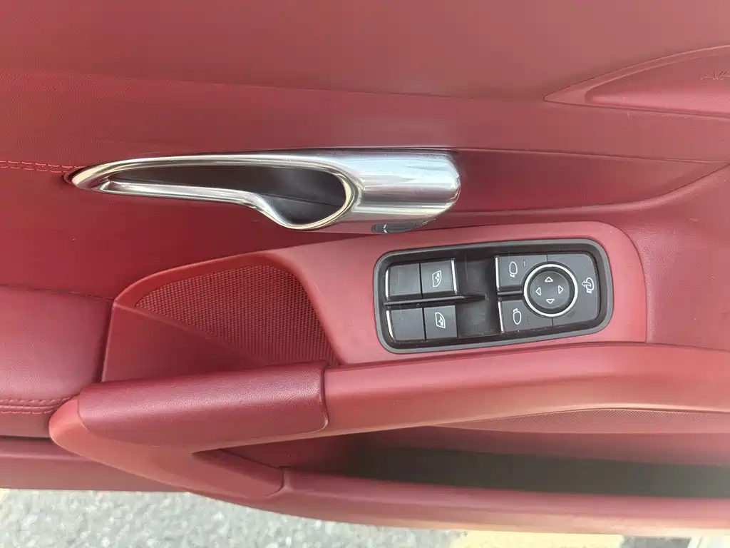 Porsche 718 2018 Boxster 2.0T