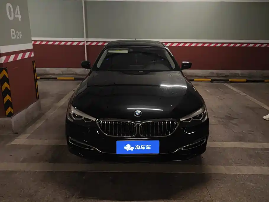 BMW 5 Series — миниатюра 2