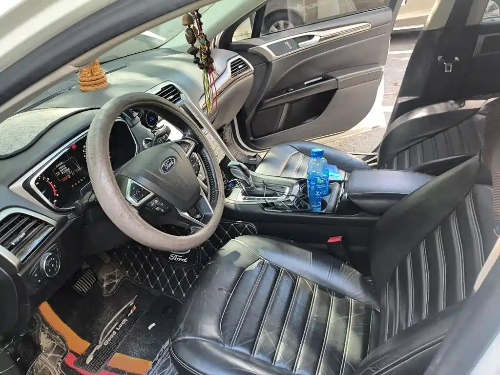 Ford Mondeo — миниатюра 8