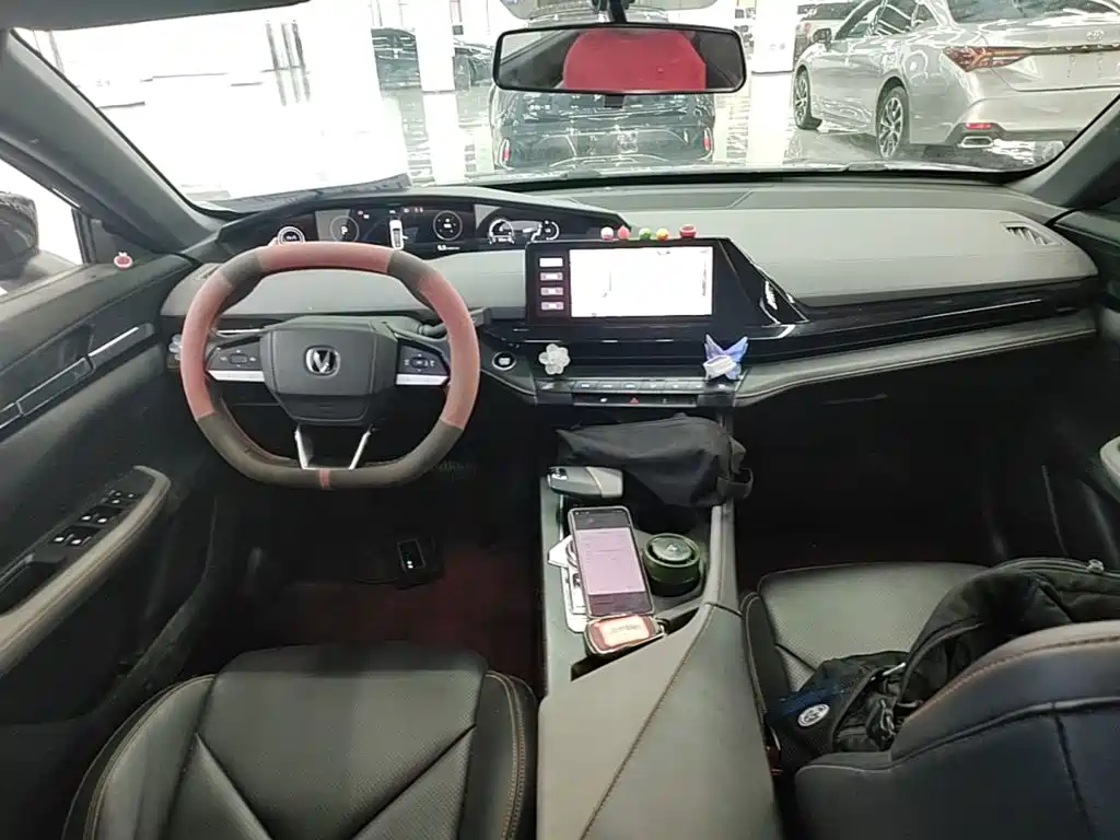 Changan UNI-V — миниатюра 10