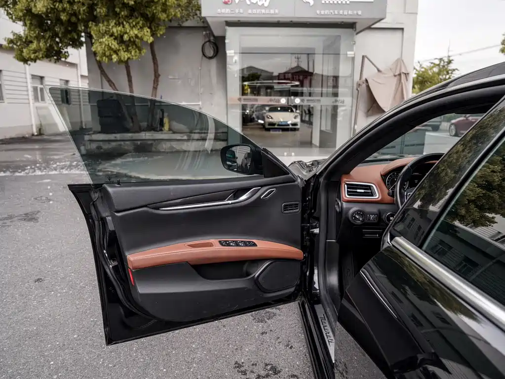 Maserati Ghibli 2021 2.0T