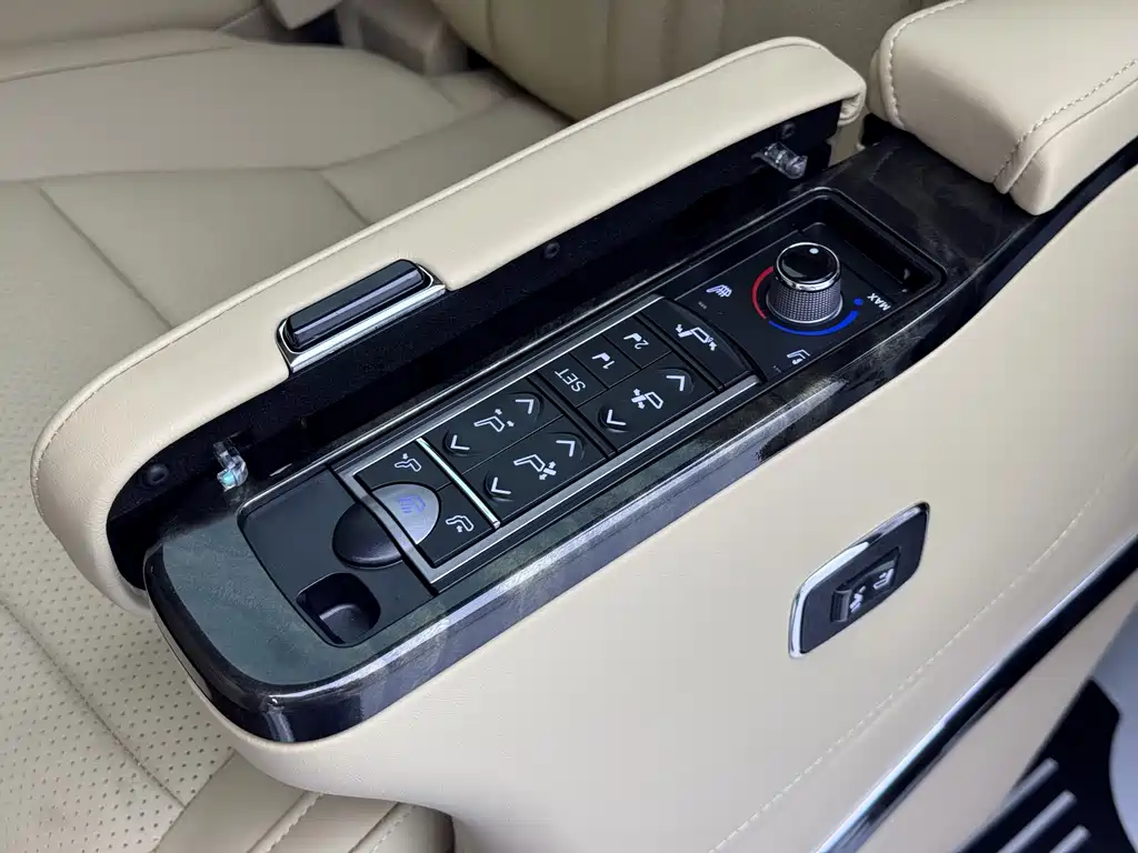 Toyota Alphard 2015 3.5L Luxury