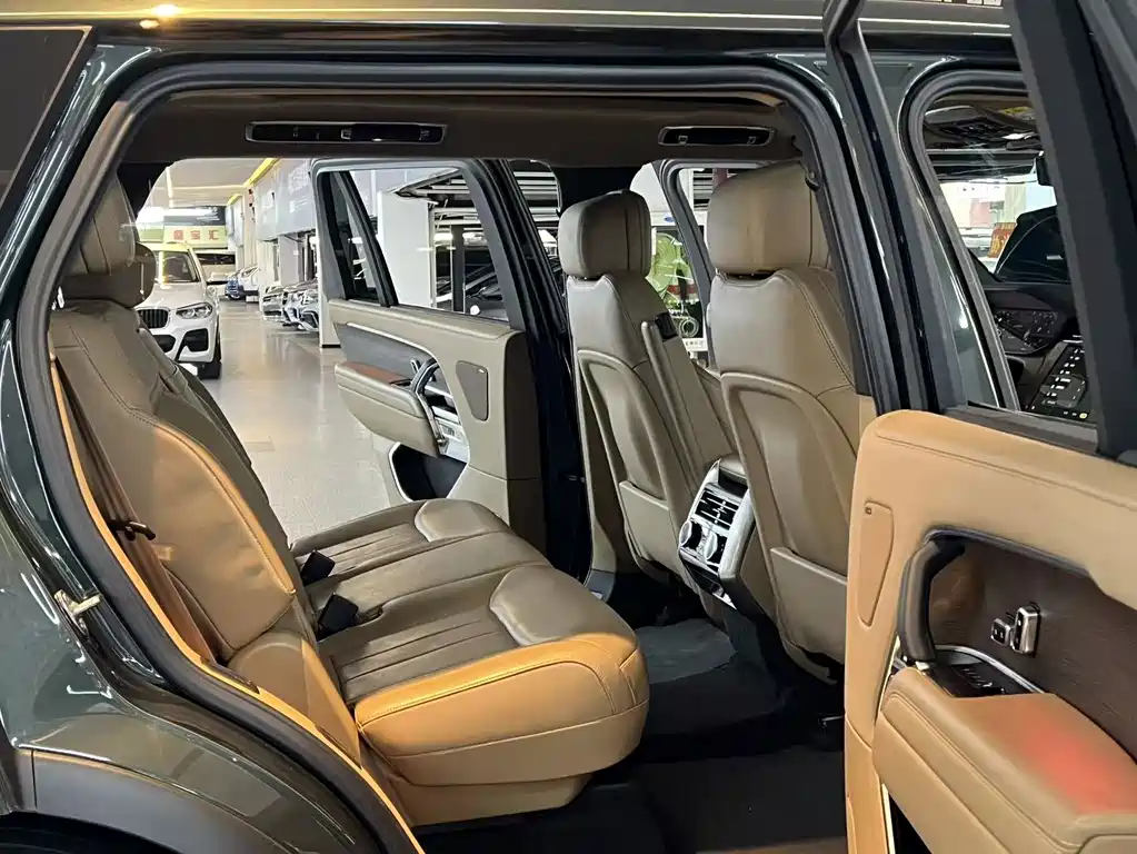Land Rover Range Rover — миниатюра 11