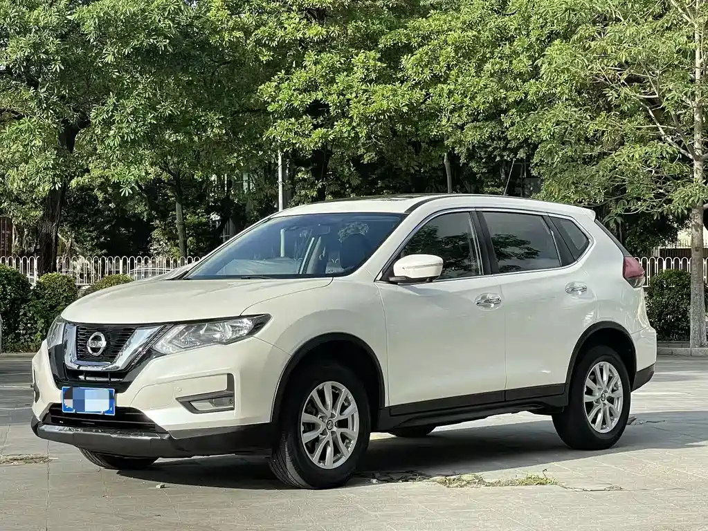 Купить Nissan X-Trail