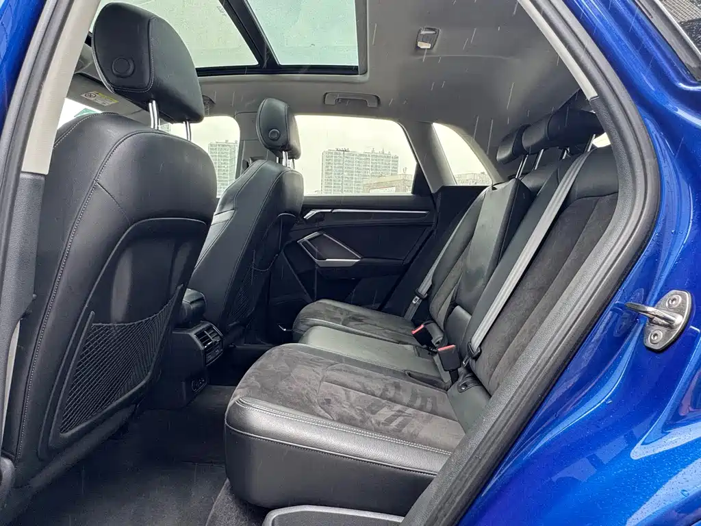 Audi Q3 — миниатюра 12