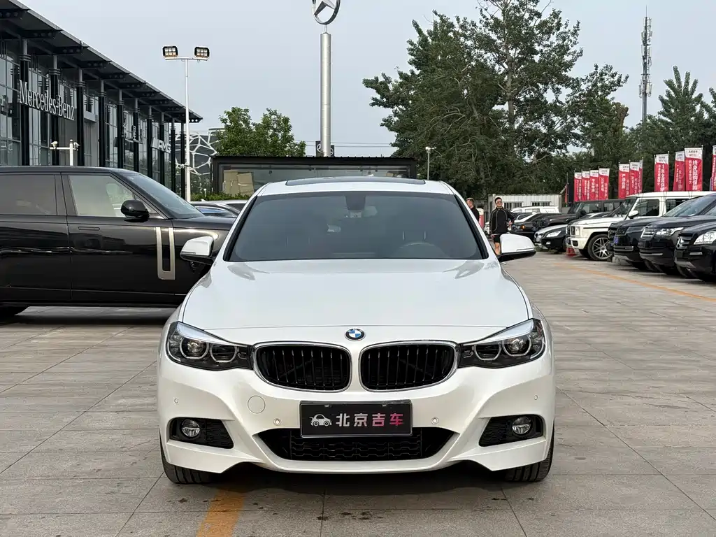 BMW 3 Series GT 3 GT 2020 320i M Sport
