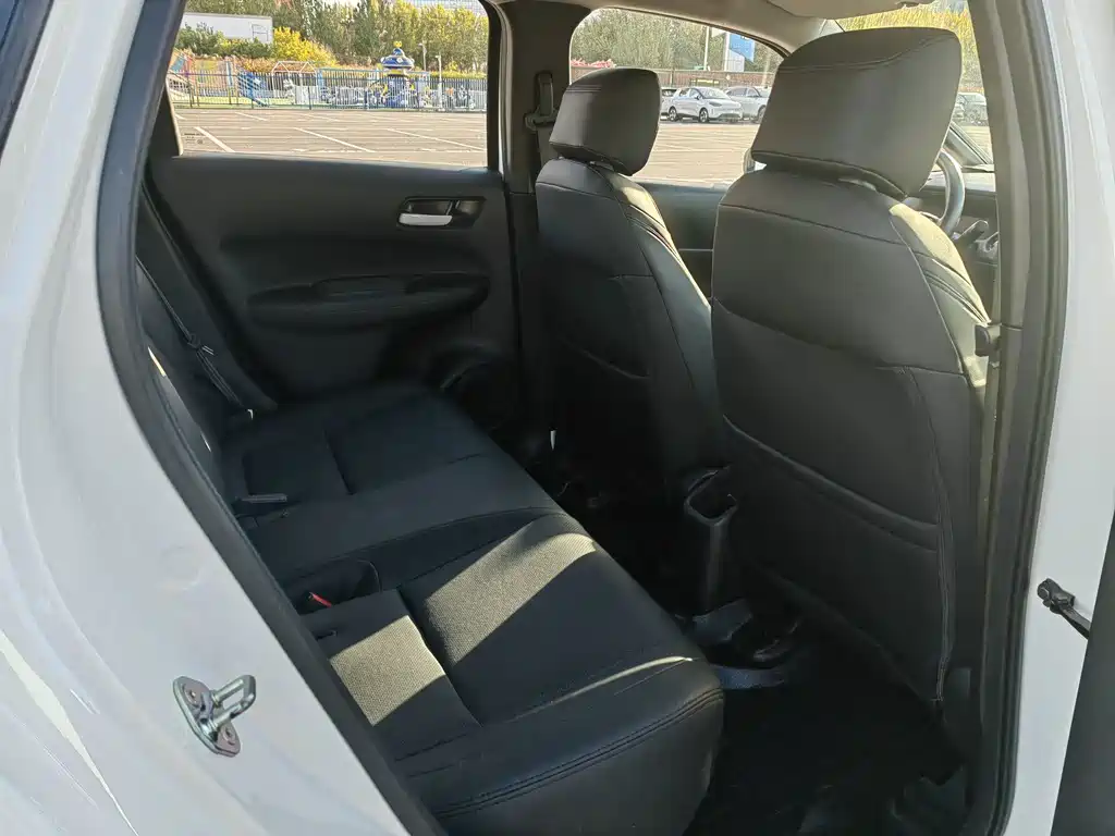 Honda Fit — миниатюра 15