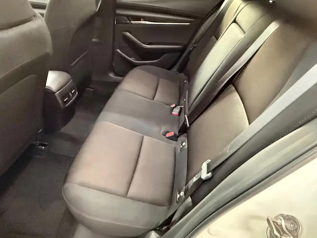 Mazda 3 Axela — миниатюра 6