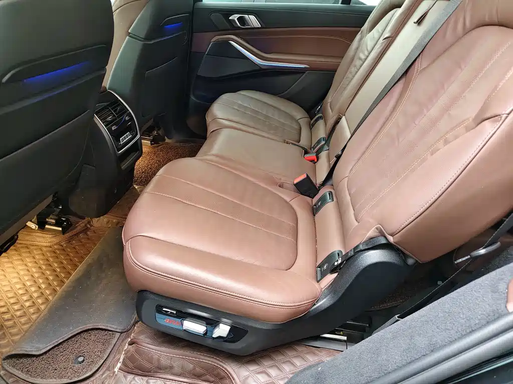 BMW X7 — миниатюра 6