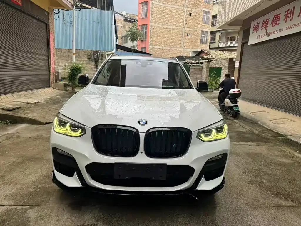 BMW X3 2018 xDrive30i Lead M Sport V