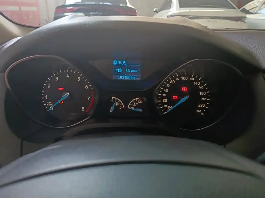 Ford Focus — миниатюра 14