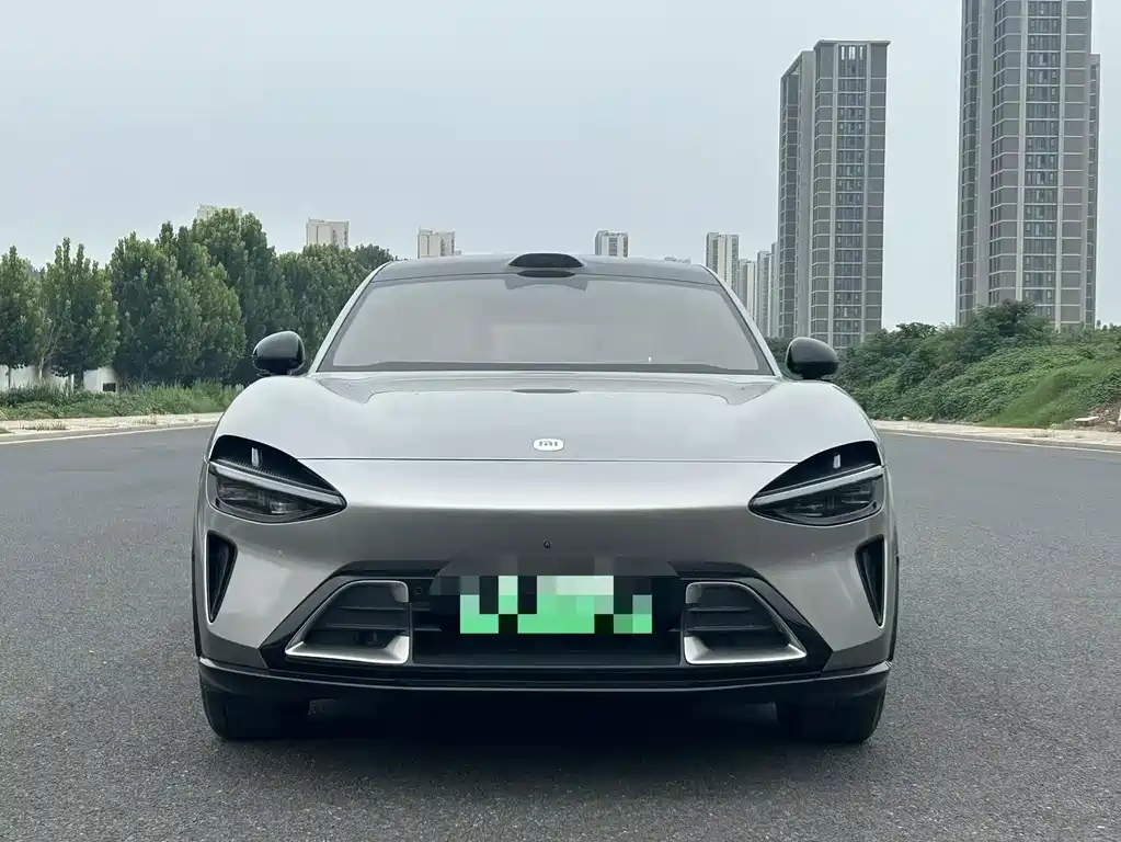 Xiaomi YU7 — миниатюра 2