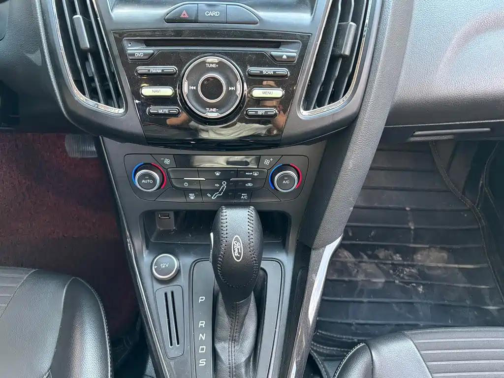 Ford Focus — миниатюра 11