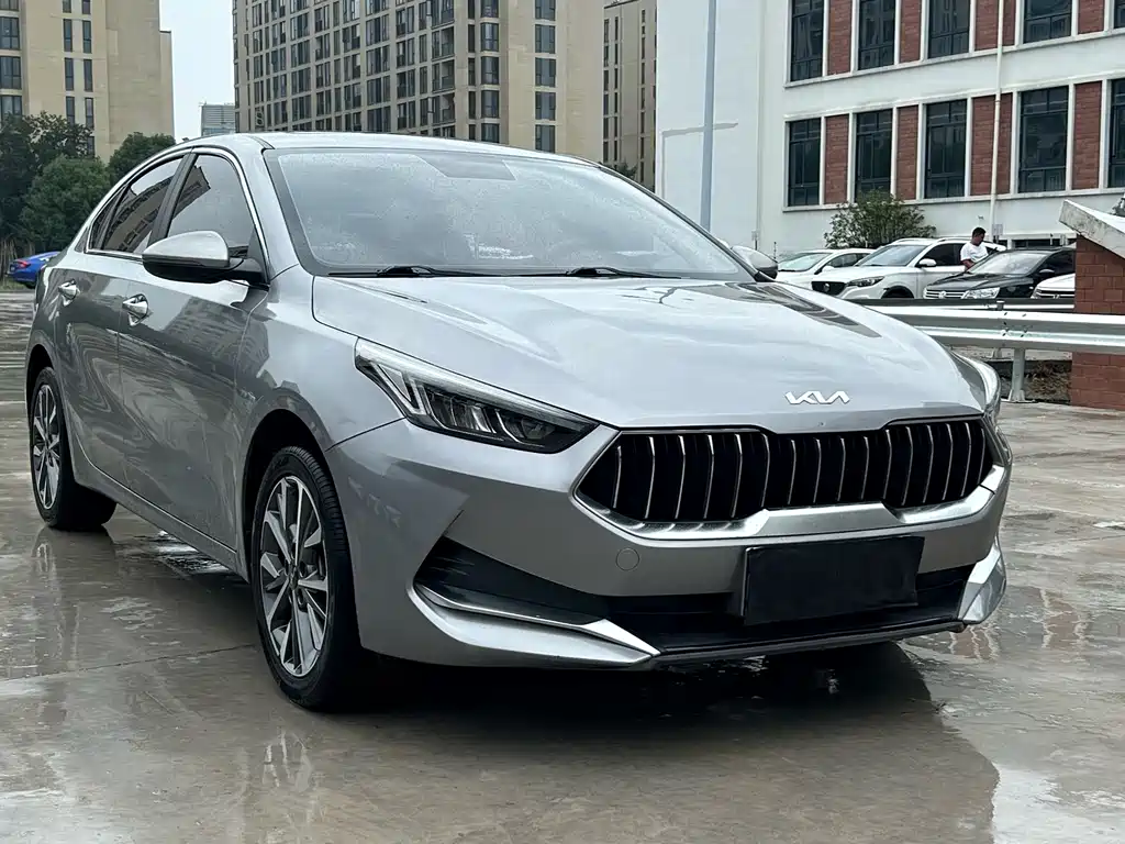 Kia K3 - фото 3