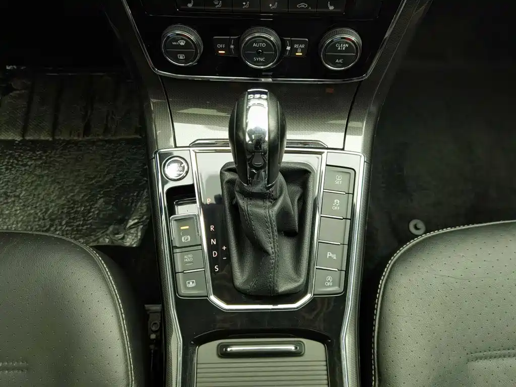 Volkswagen Passat — миниатюра 13