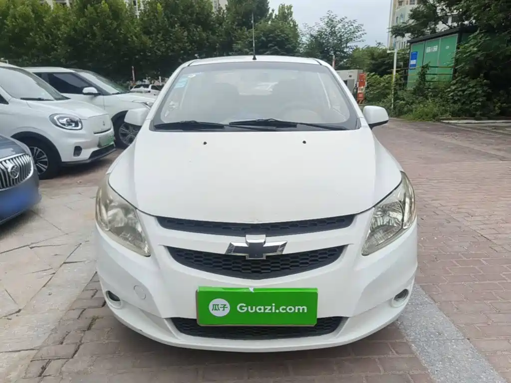 Chevrolet Sail — миниатюра 3