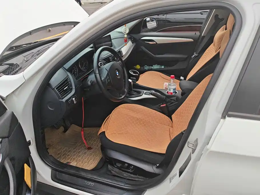 BMW X1 — миниатюра 9