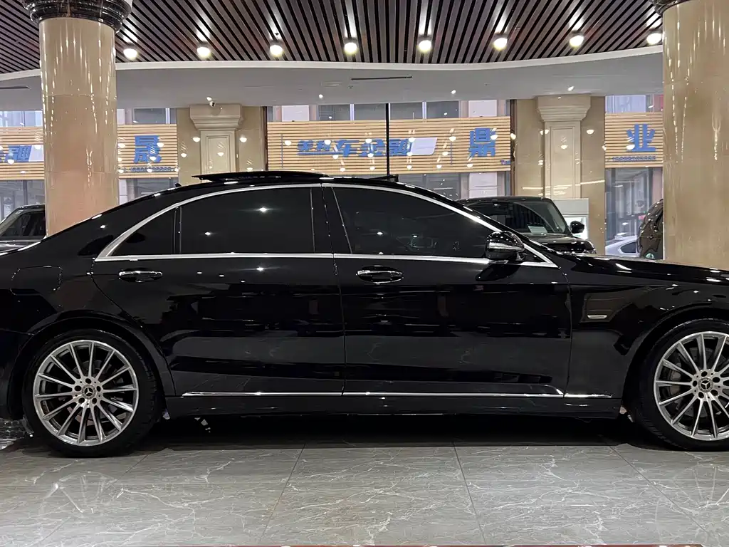 Mercedes-Benz S-Class — миниатюра 8