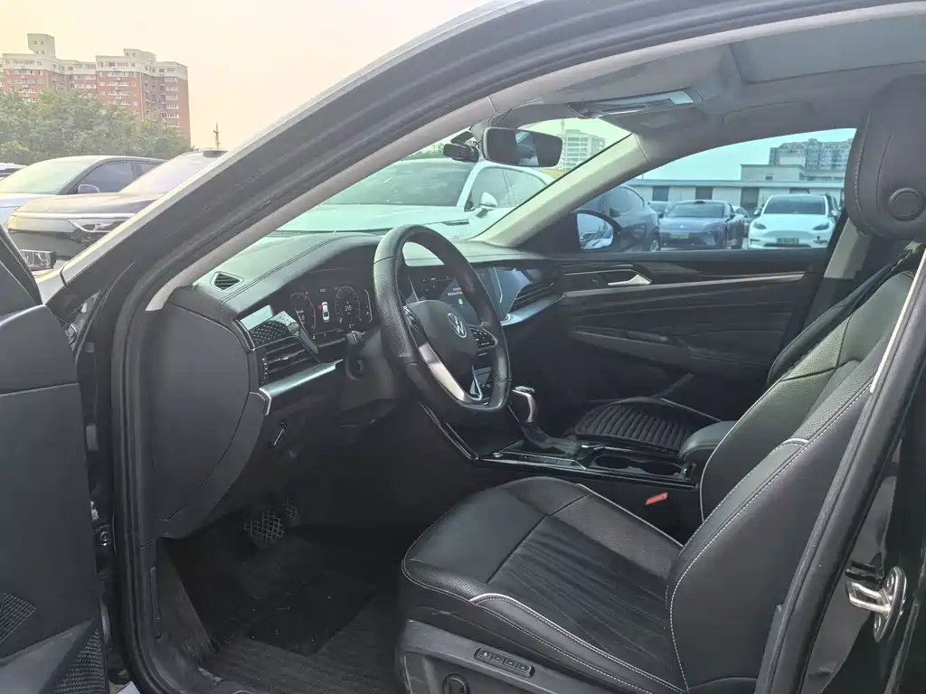 Volkswagen Passat — миниатюра 7