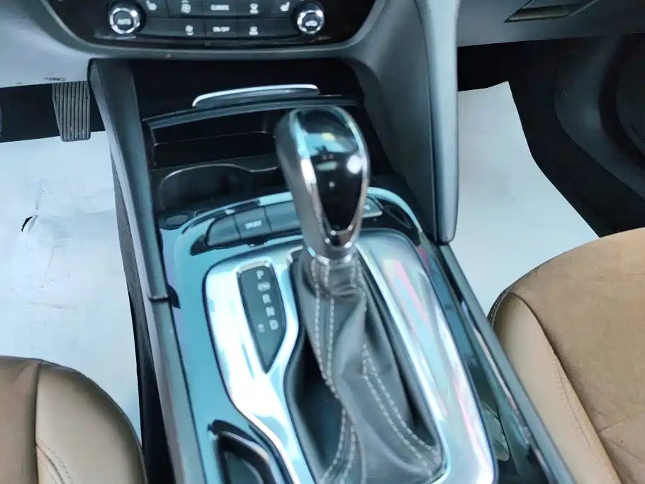 Buick Regal — миниатюра 16