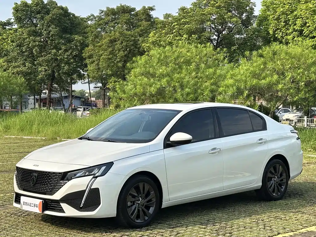 Peugeot 408