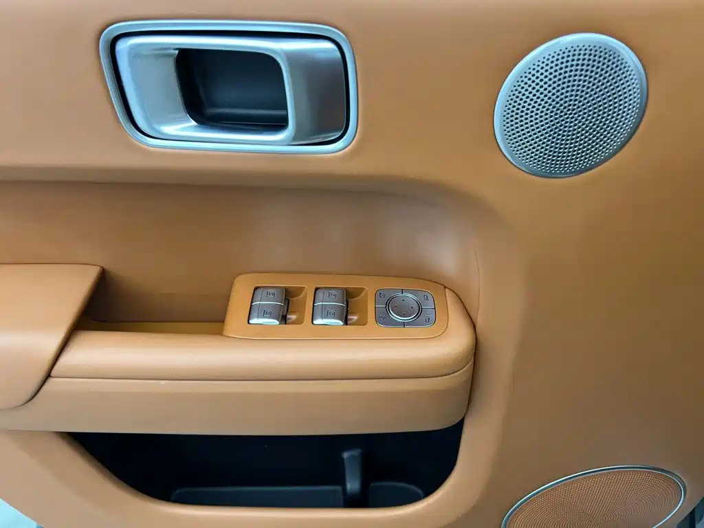 Li Auto Li L9 — миниатюра 16