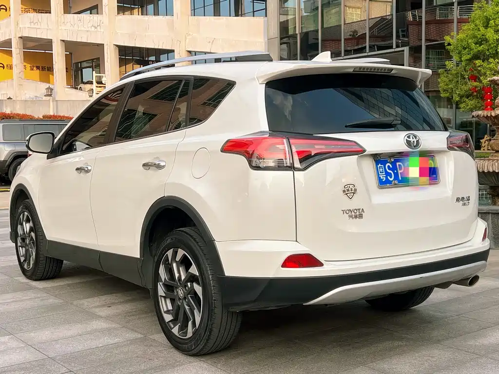 TOYOTA RAV4 RONGFANG