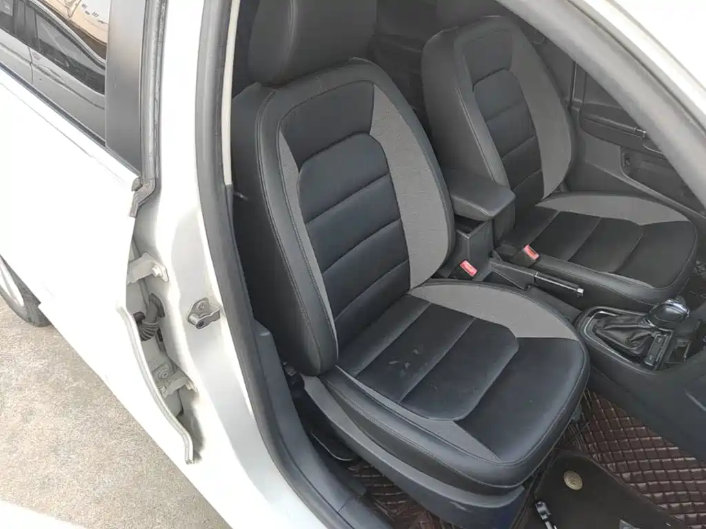 Volkswagen Bora — миниатюра 25