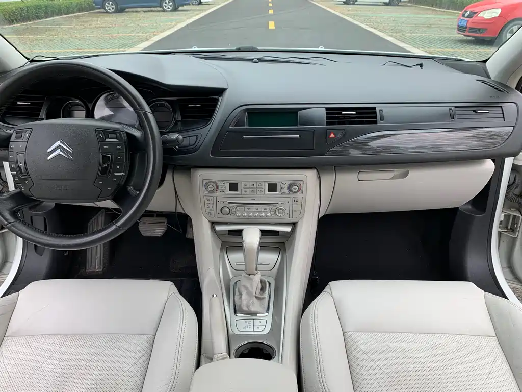 Citroen C5 2012 2.0L AT Premium