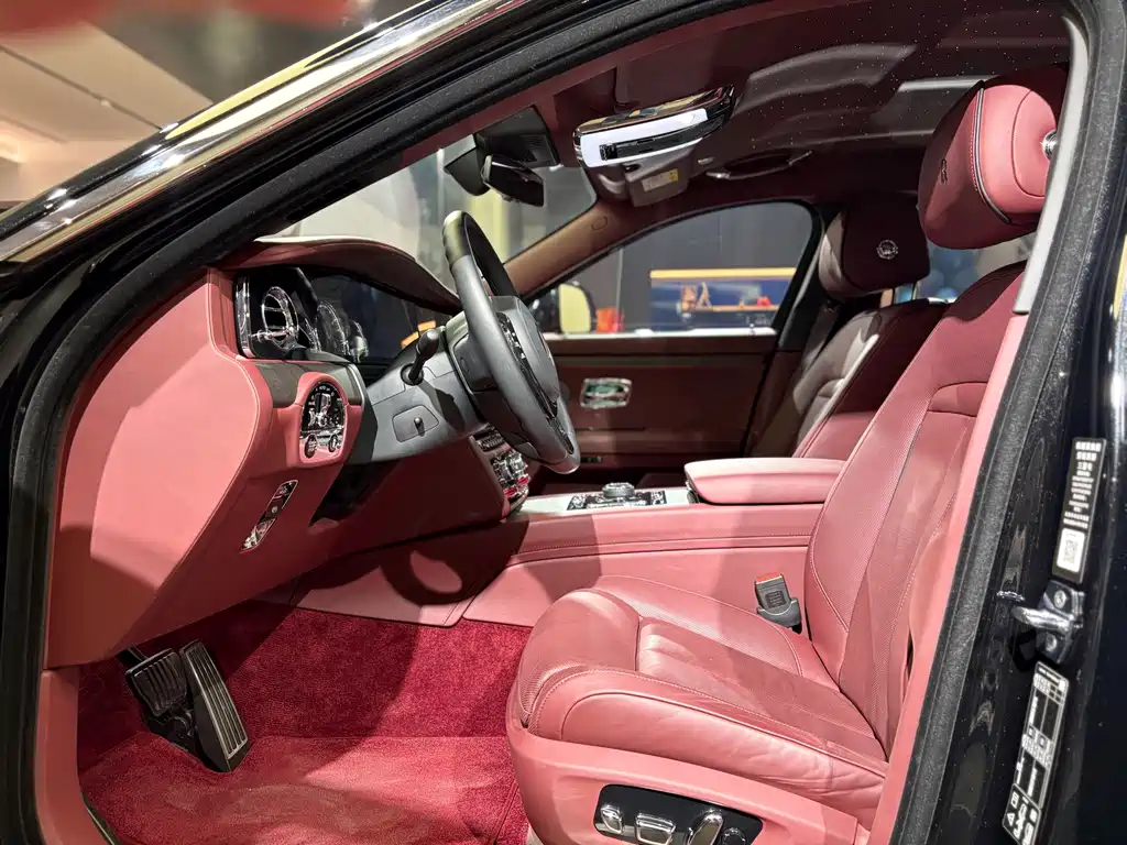 Rolls-Royce Ghost — миниатюра 9