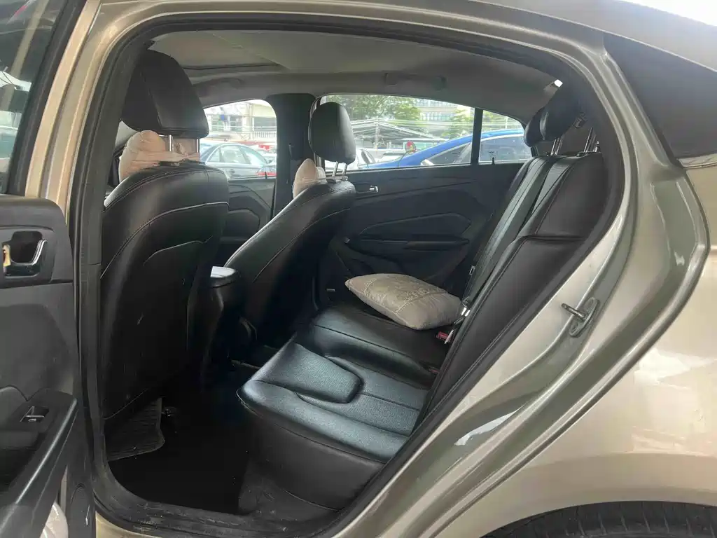 Chery Arrizo 5 5 2016 1.5L CVT
