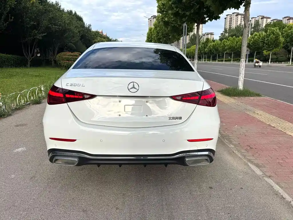 Mercedes-Benz C-Class — миниатюра 5