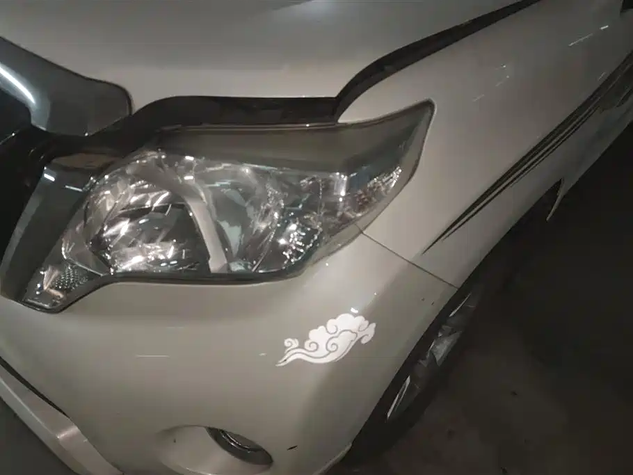 Toyota Land Cruiser Prado 2015 2.7L AT Standard