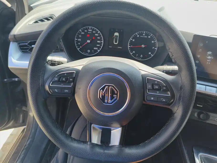 MG MG5 — миниатюра 15