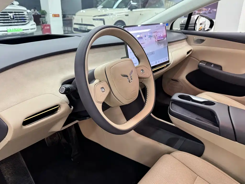 Hongqi Hongqi Tiangong 05 — миниатюра 6