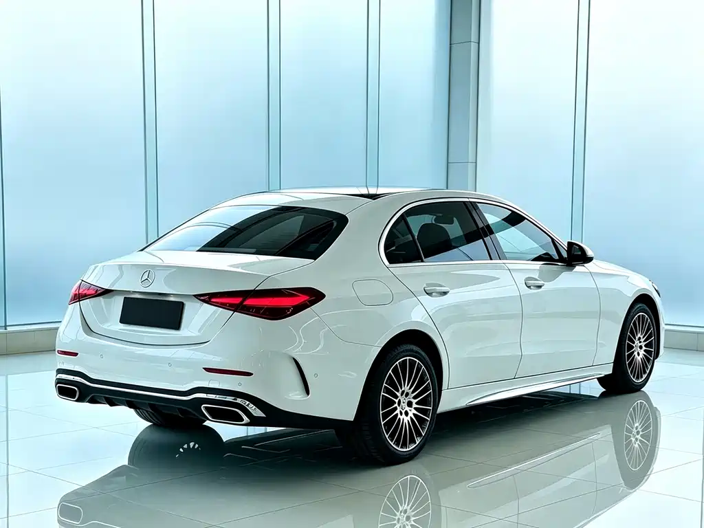 Mercedes-Benz C-Class — миниатюра 4