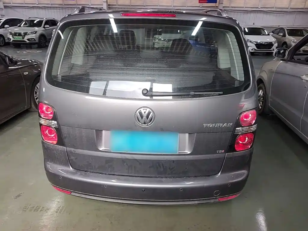 Volkswagen Touran — миниатюра 6
