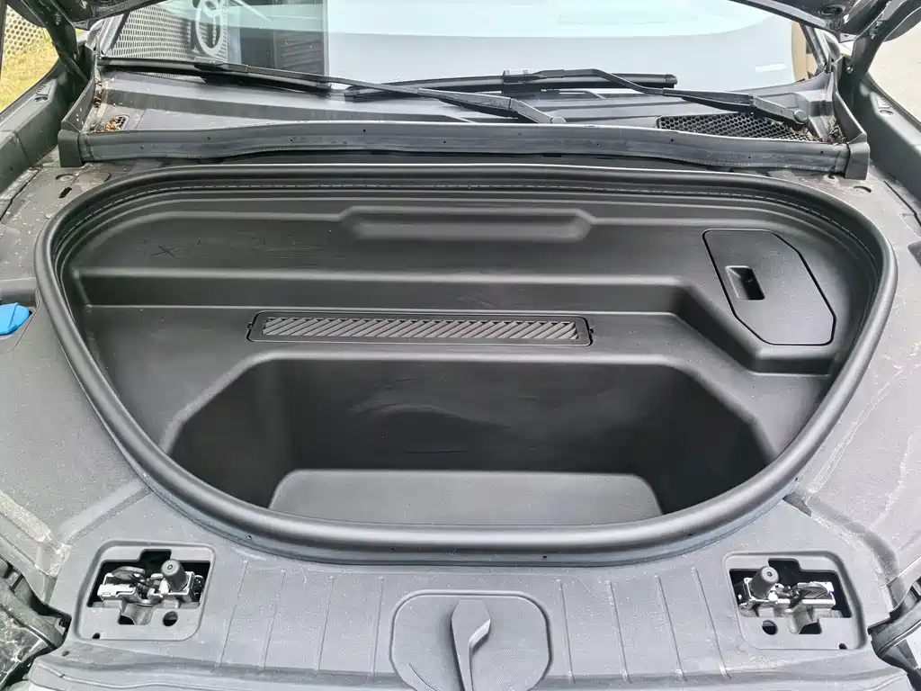 Audi Q6L e-tron — миниатюра 5