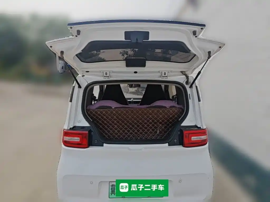 Wuling MINIEV — миниатюра 20