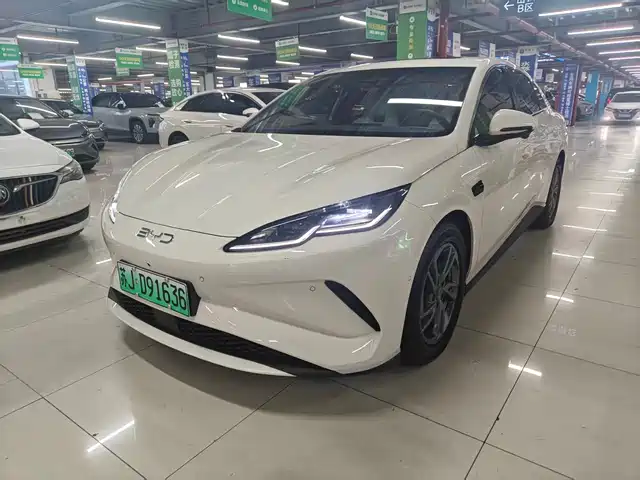 2025 BYD Seal
