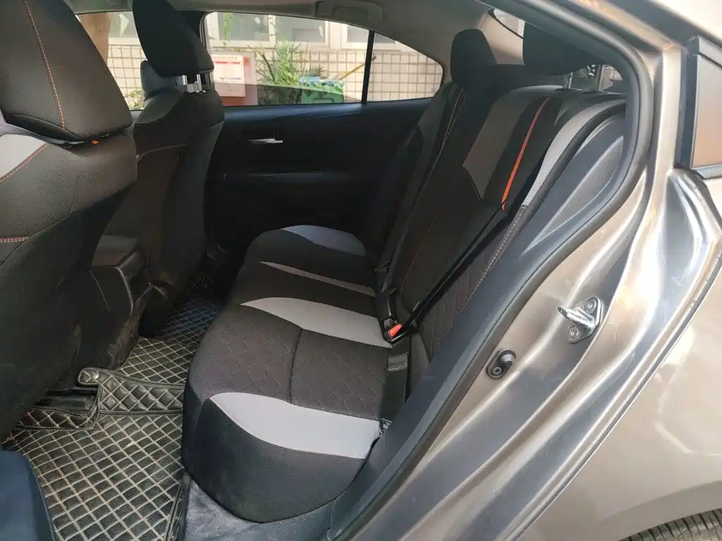 Toyota Corolla — миниатюра 13