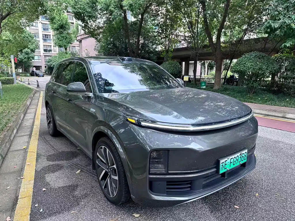 Li Auto Li L9 — миниатюра 2