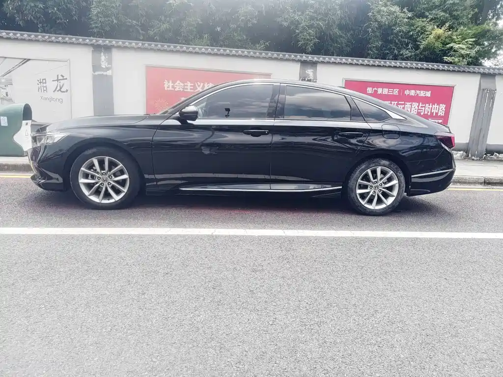 Honda Accord — миниатюра 4