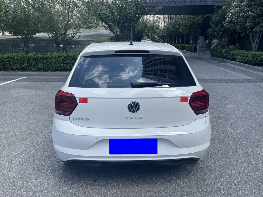 Volkswagen Polo — миниатюра 4