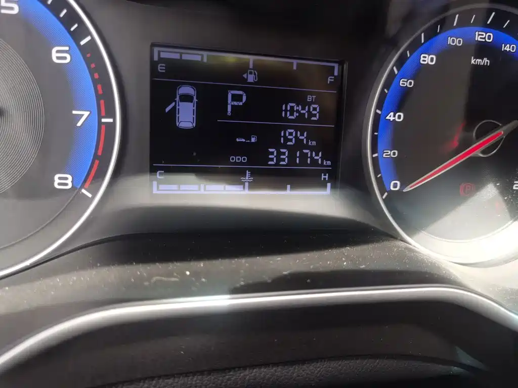 Geely Vision — миниатюра 8