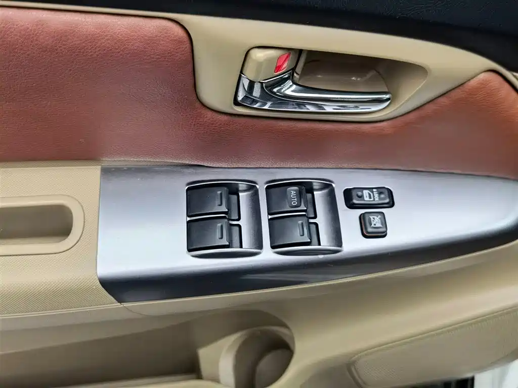 Toyota Fortuner 2014 2.7L AT