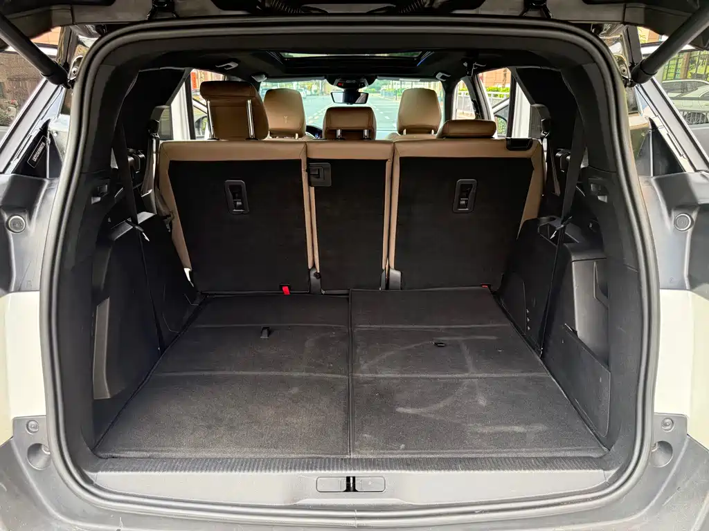 Peugeot 5008 — миниатюра 16
